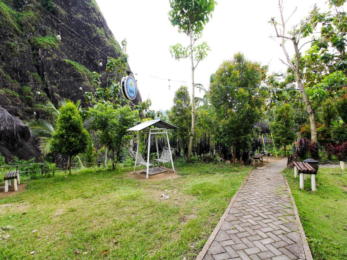 Oyo Homes 91134 Desa Wisata Tebing Lingga Trenggalek المظهر الخارجي الصورة