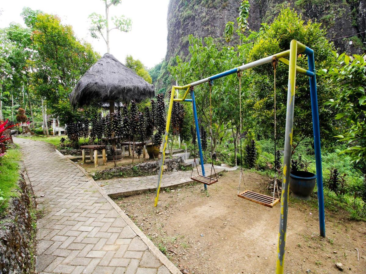 Oyo Homes 91134 Desa Wisata Tebing Lingga Trenggalek المظهر الخارجي الصورة